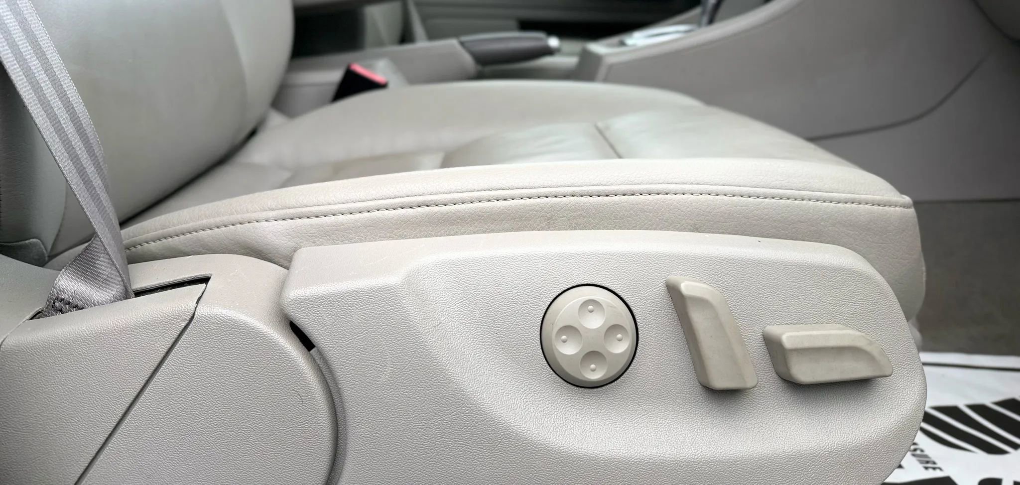 Used 2008 Audi A4 3.2 image 36