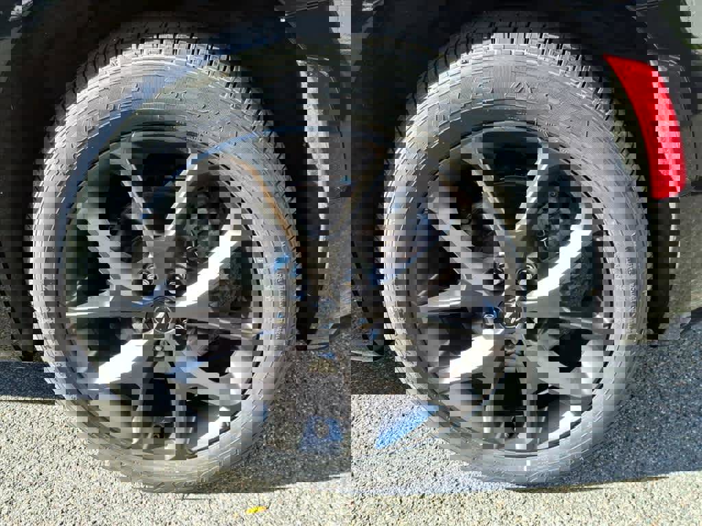 Used 2022 Chrysler Pacifica Limited w/ S Appearance Package image 8