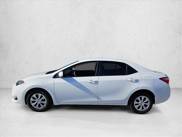 Used 2018 Toyota Corolla L w/ Carpet Mat Package (TMS) FWD image 9