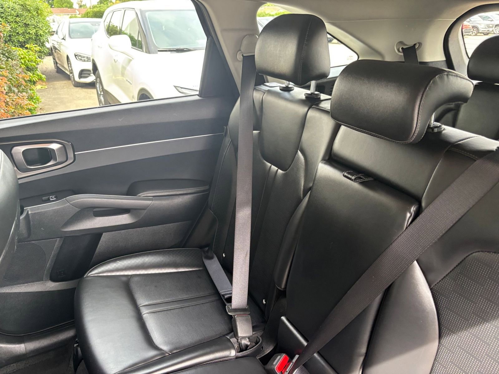 Used 2024 Kia Sorento S FWD image 41