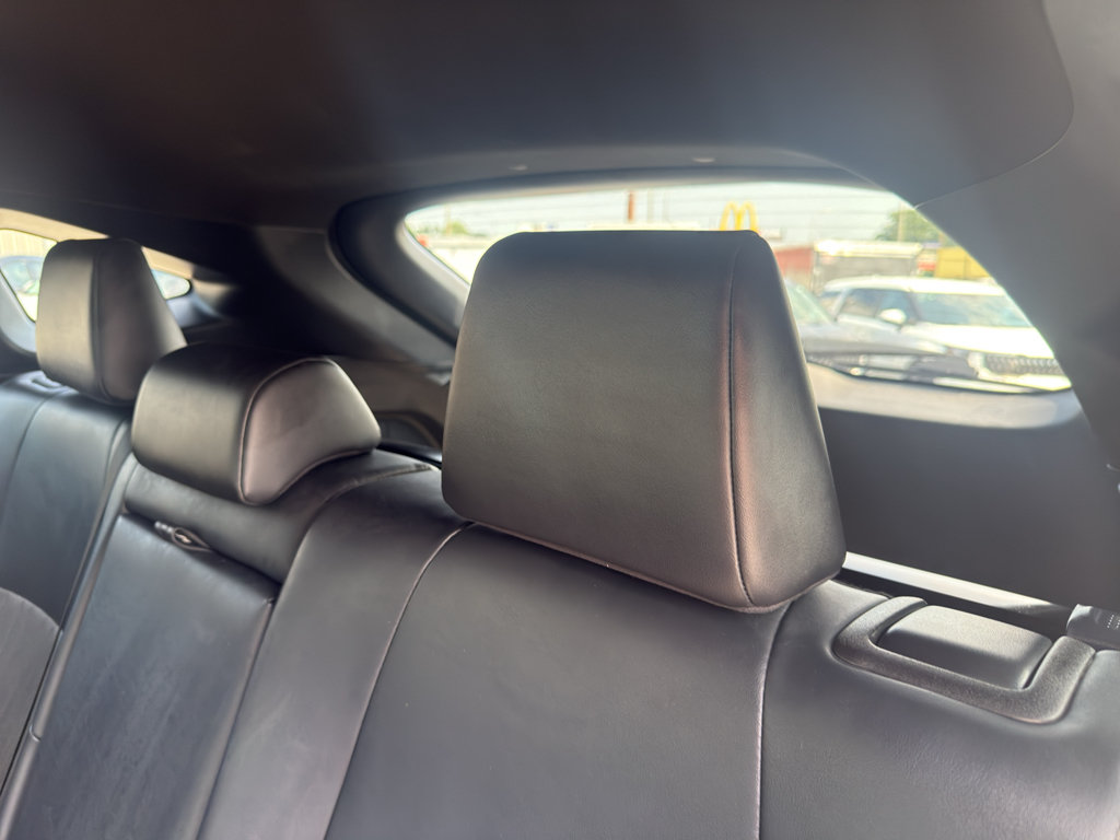 Used 2021 Toyota Venza XLE w/ Carpet Mat Package (TMS) AWD/4WD image 25