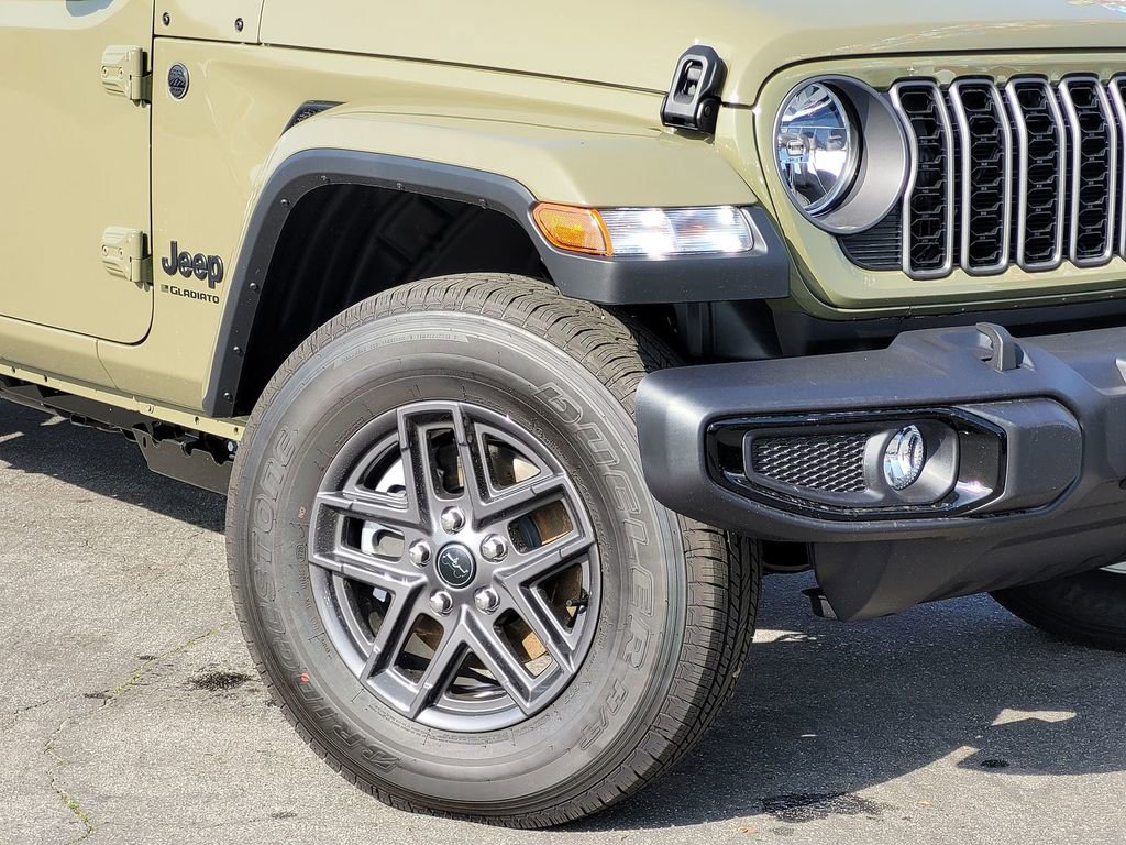 New 2026 Jeep Gladiator Sport image 9