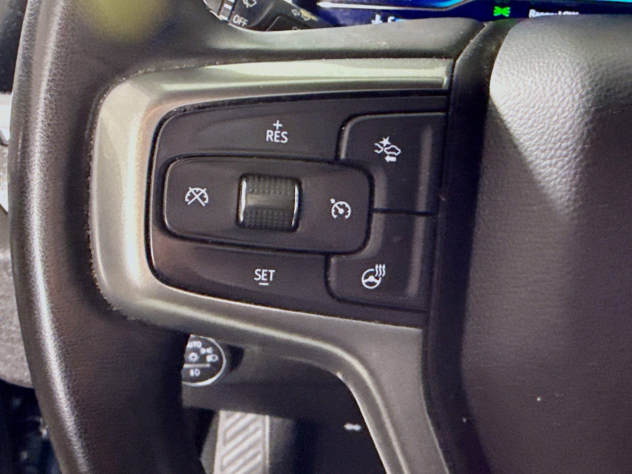 Used 2025 Chevrolet Silverado 2500 LT w/ All Star Edition AWD/4WD image 14