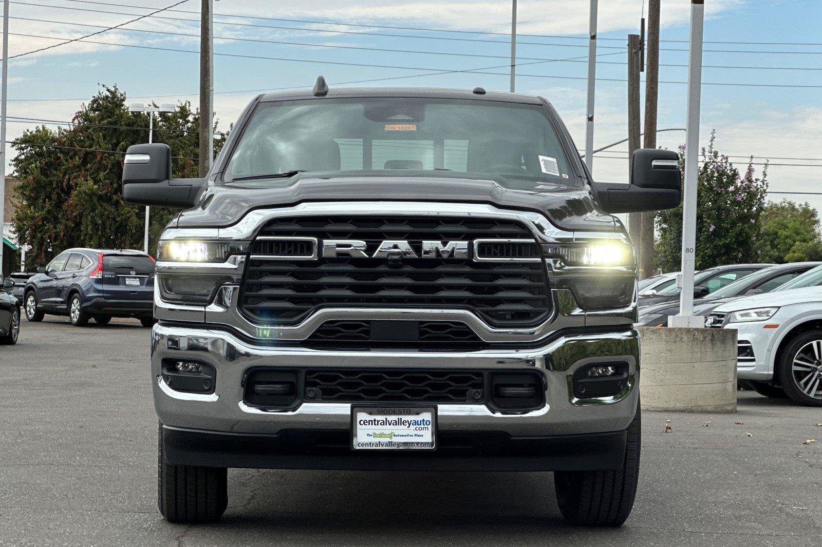 New 2027 RAM 3500 Tradesman AWD/4WD image 8
