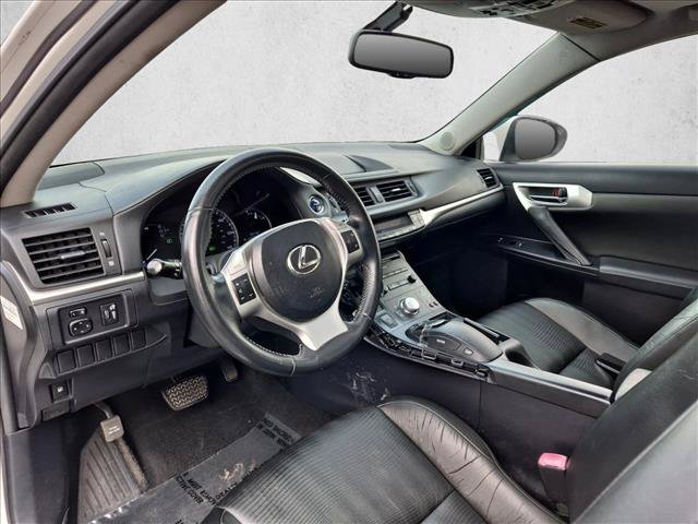 Used 2012 Lexus CT 200h Premium w/ Premium Audio Pkg FWD image 10