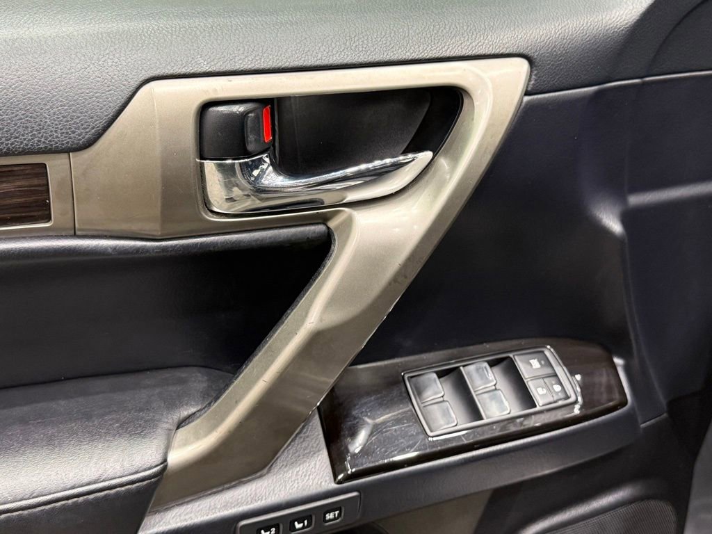 Used 2016 Lexus GX 460 image 15