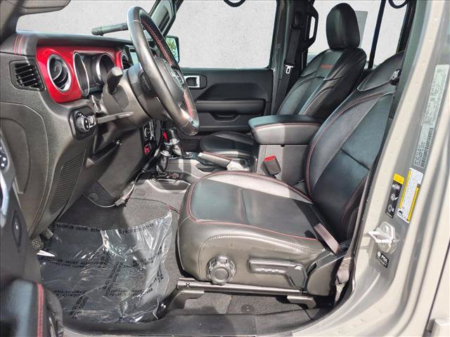 Used 2022 Jeep Gladiator Rubicon w/ Cold Weather Group AWD/4WD image 15