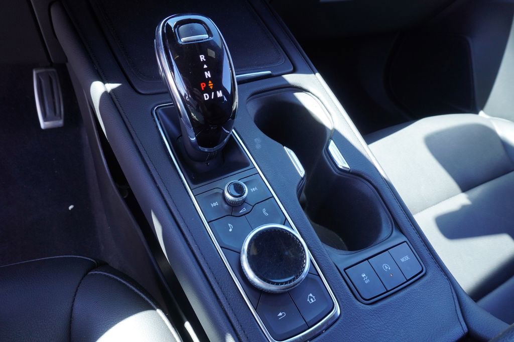 Used 2022 Cadillac XT4 Sport w/ Enhanced Visibility Package image 18