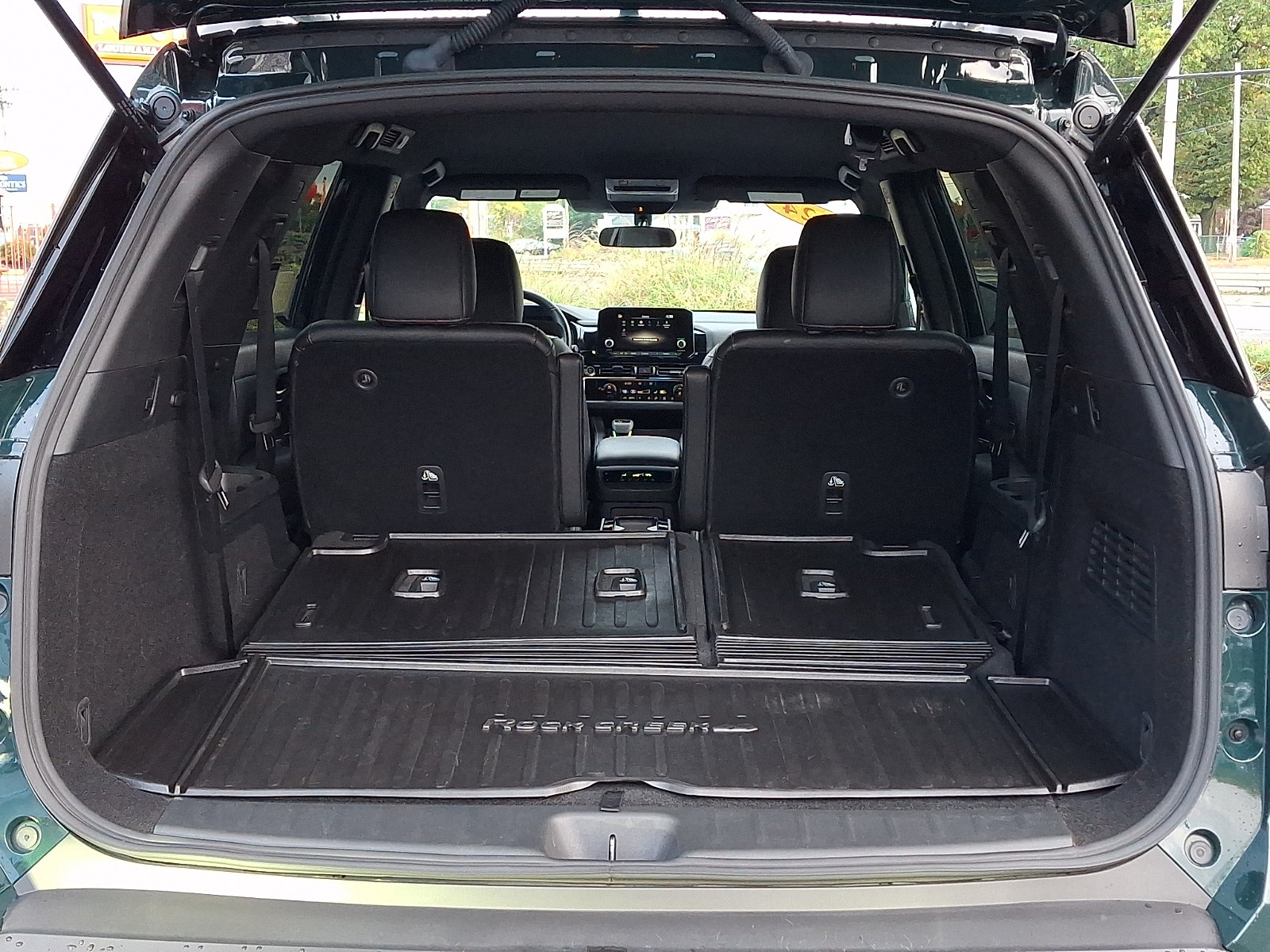 Used 2024 Nissan Pathfinder Rock Creek AWD/4WD image 31