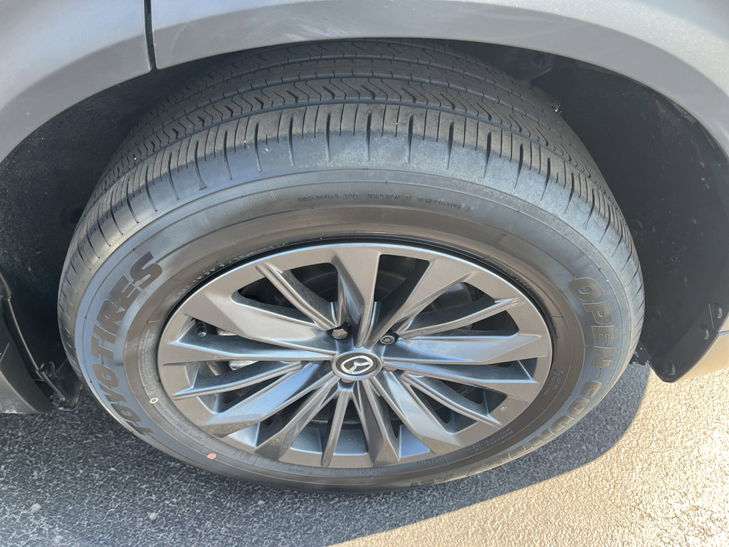 Certified 2025 MAZDA CX-70 3.3 Turbo w/ Preferred Package image 46