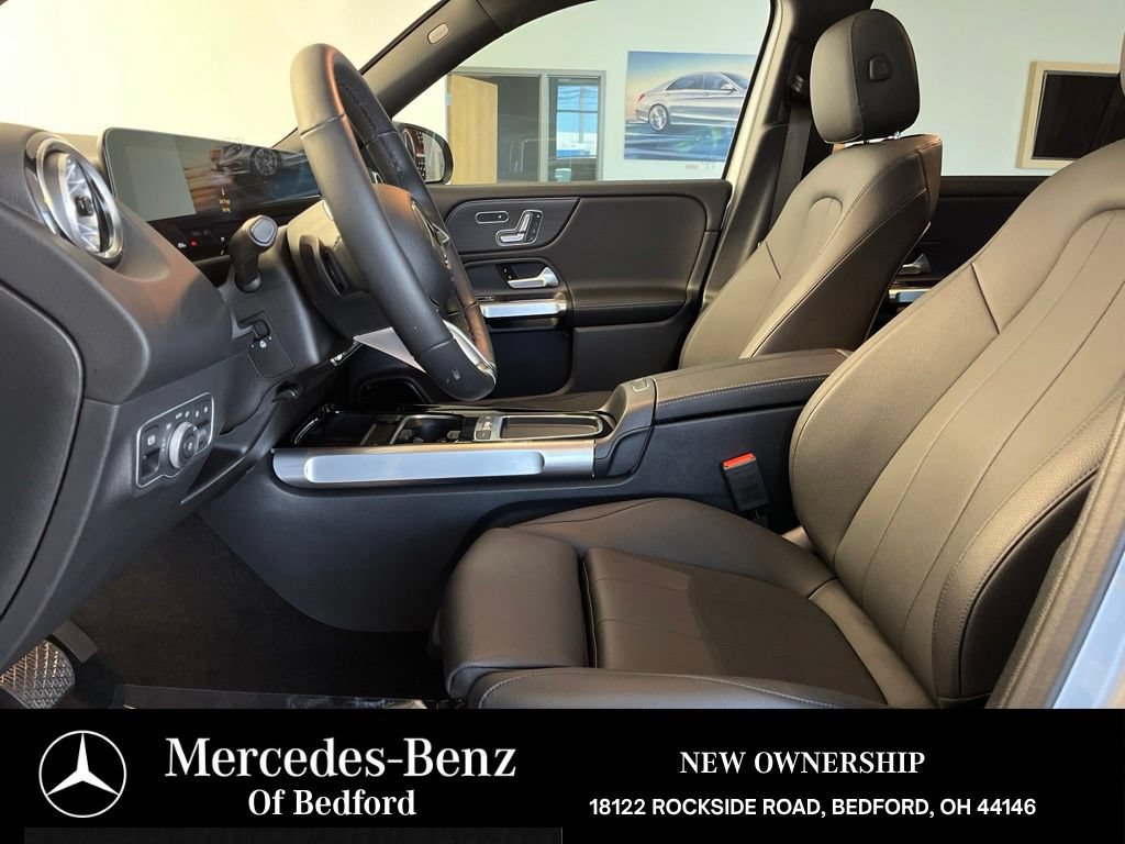 Used 2026 Mercedes-Benz GLB 250 4MATIC image 10