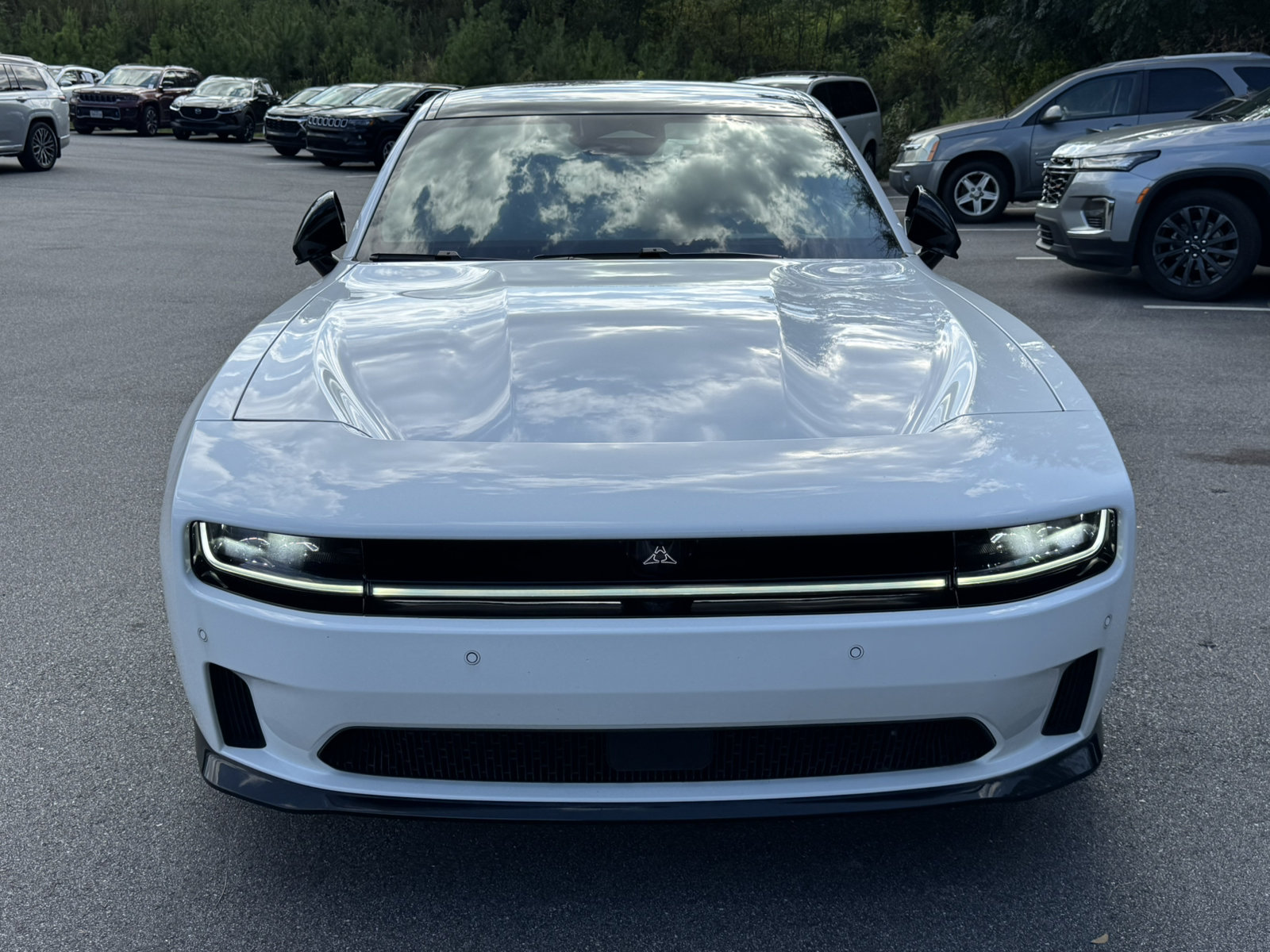 Used 2025 Dodge Charger Daytona R/T w/ Plus Group AWD/4WD image 2