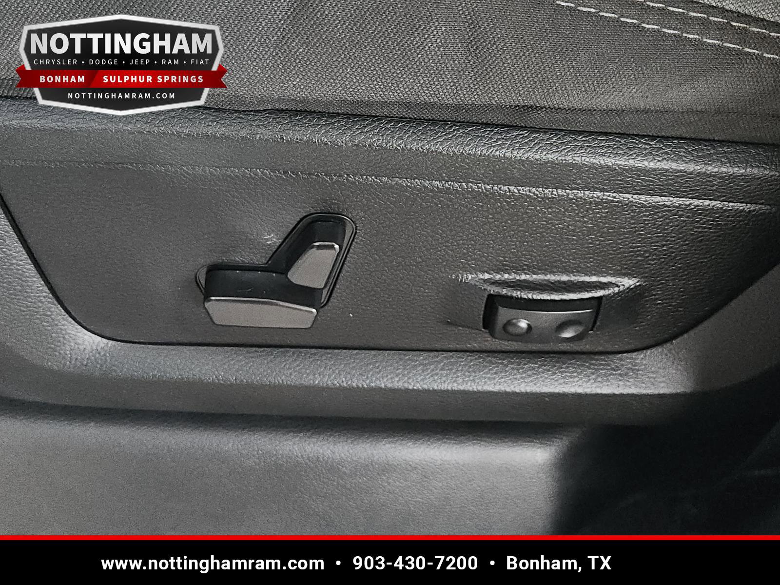 Used 2024 RAM 3500 Big Horn AWD/4WD image 30