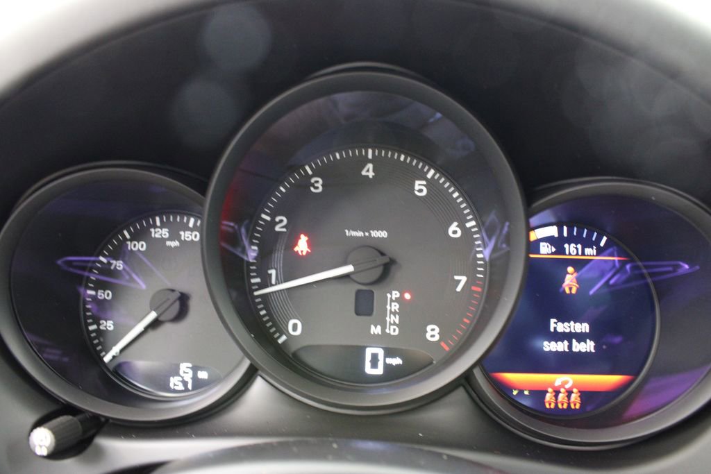 New 2026 Porsche Macan image 17