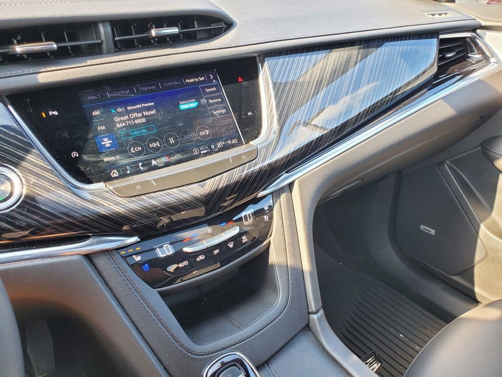 Certified 2024 Cadillac XT6 Premium Luxury AWD/4WD image 23