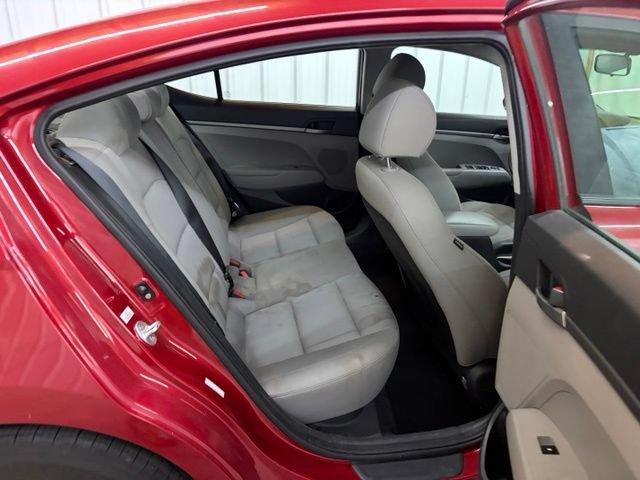Used 2018 Hyundai Elantra SE FWD image 11