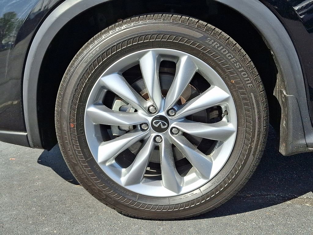 Used 2022 INFINITI QX50 Luxe image 8