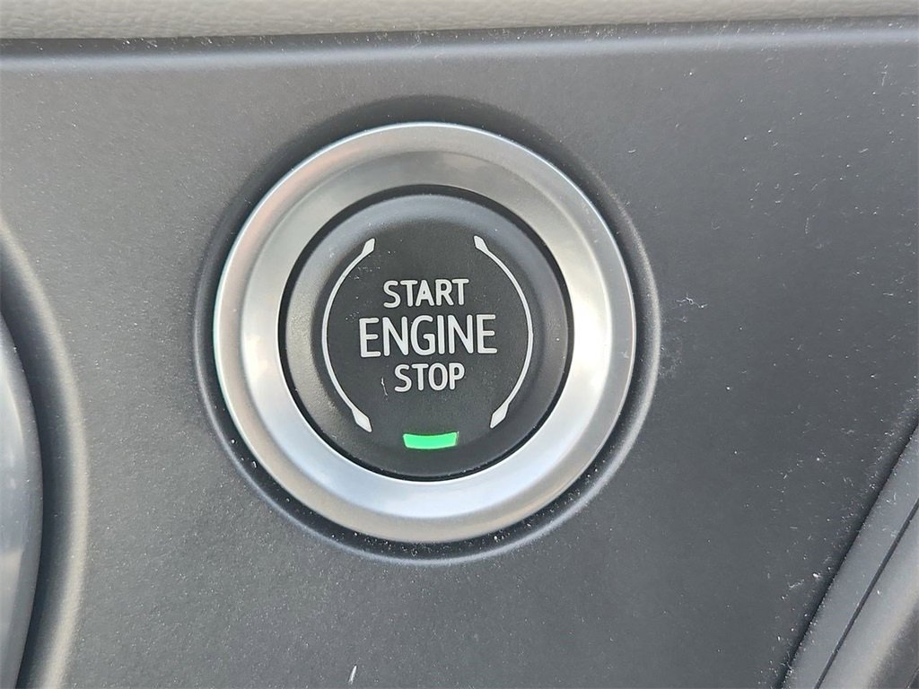 Used 2022 Chevrolet Blazer LT w/ LPO, Black Grille Bar Package image 16