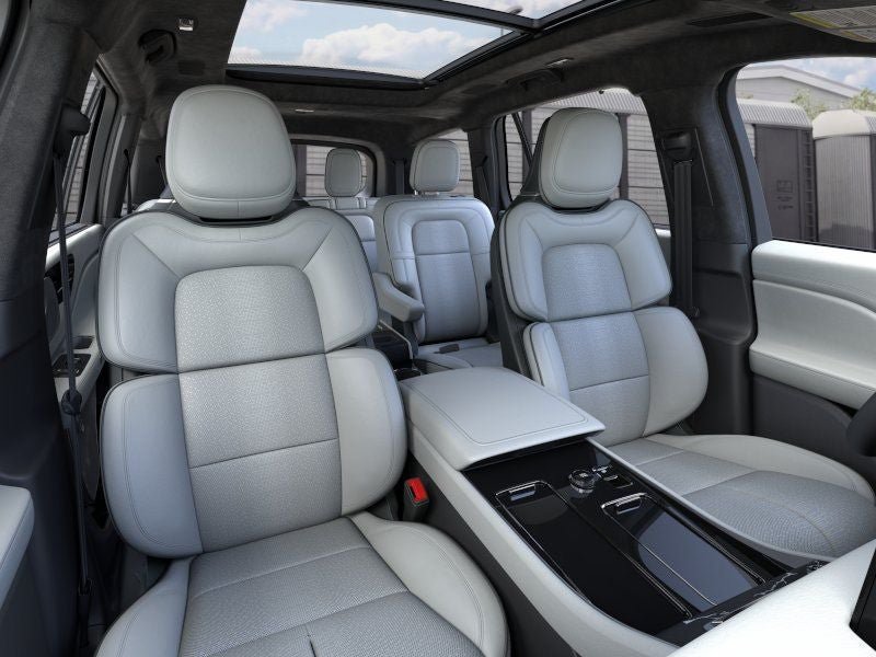 New 2026 Lincoln Aviator Black Label w/ Jet Appearance Package AWD/4WD image 10