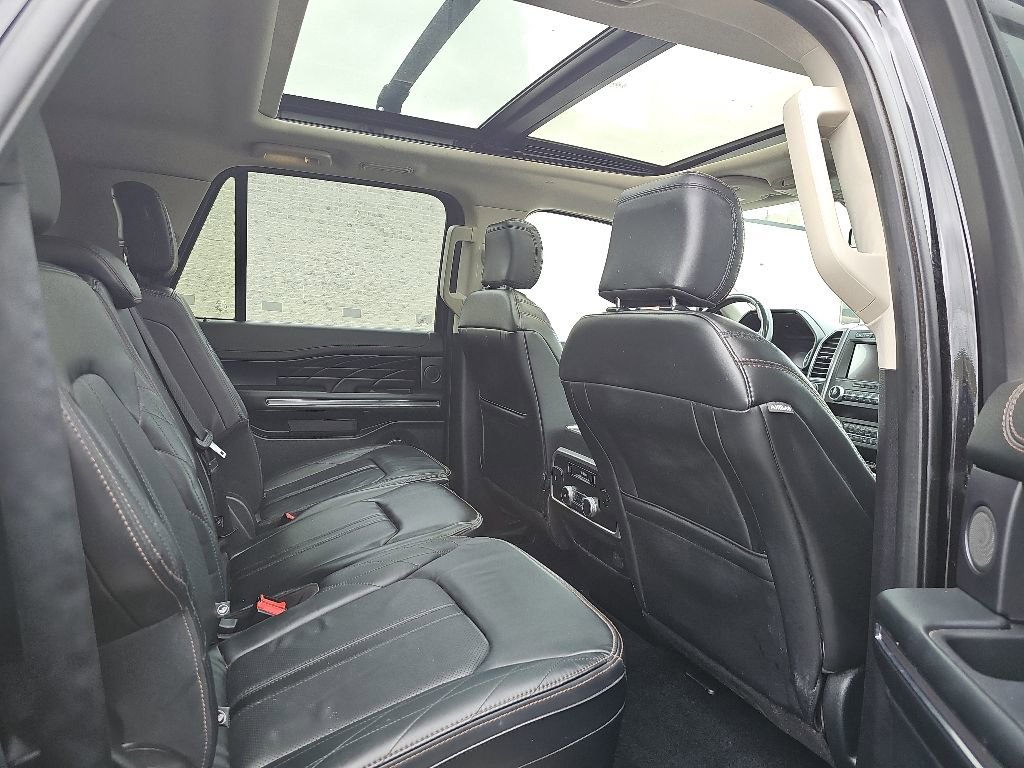 Used 2021 Ford Expedition Max Platinum AWD/4WD image 11