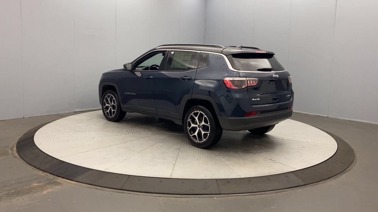 New 2026 Jeep Compass Limited AWD/4WD image 3