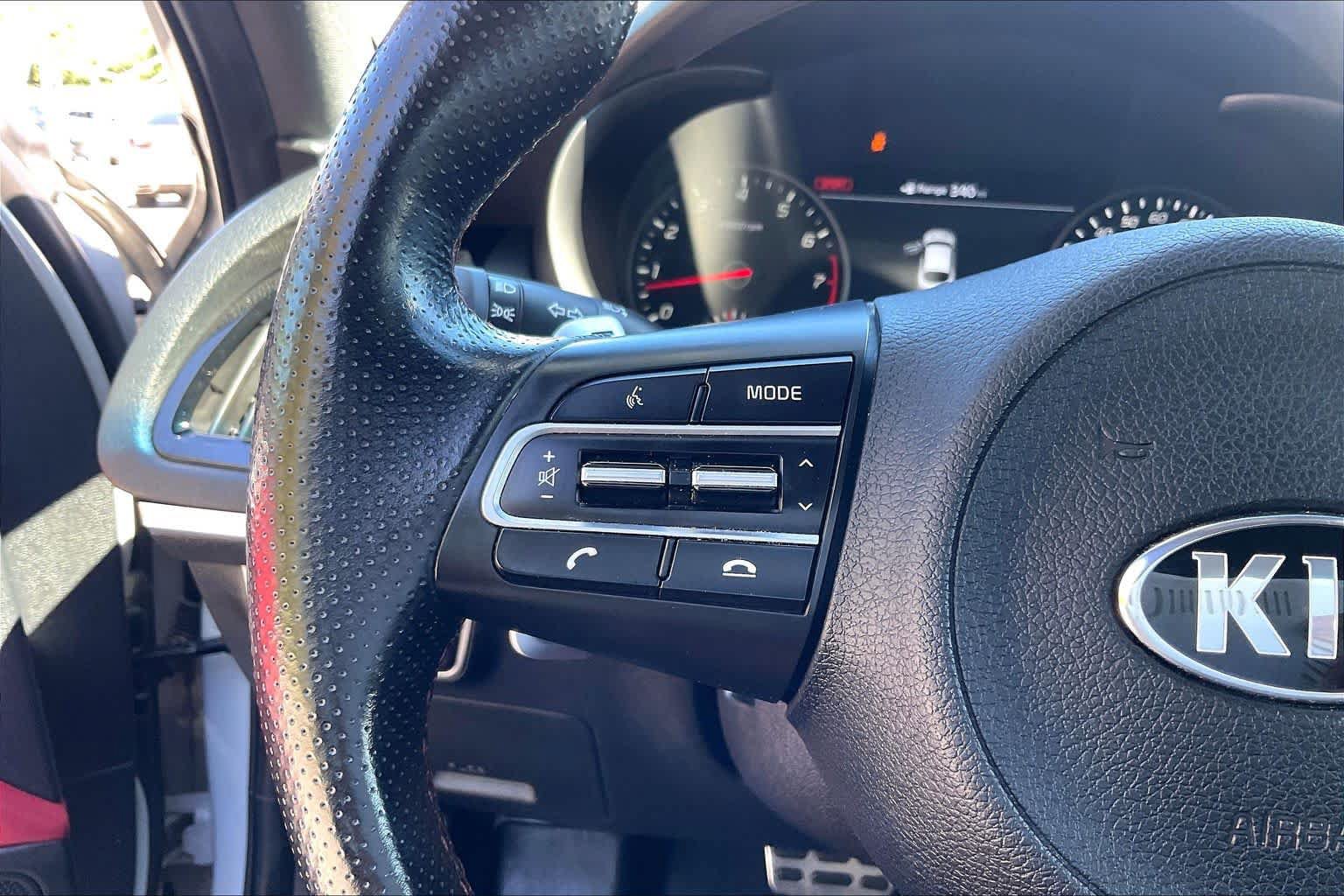 Used 2018 Kia Stinger GT2 AWD/4WD image 25