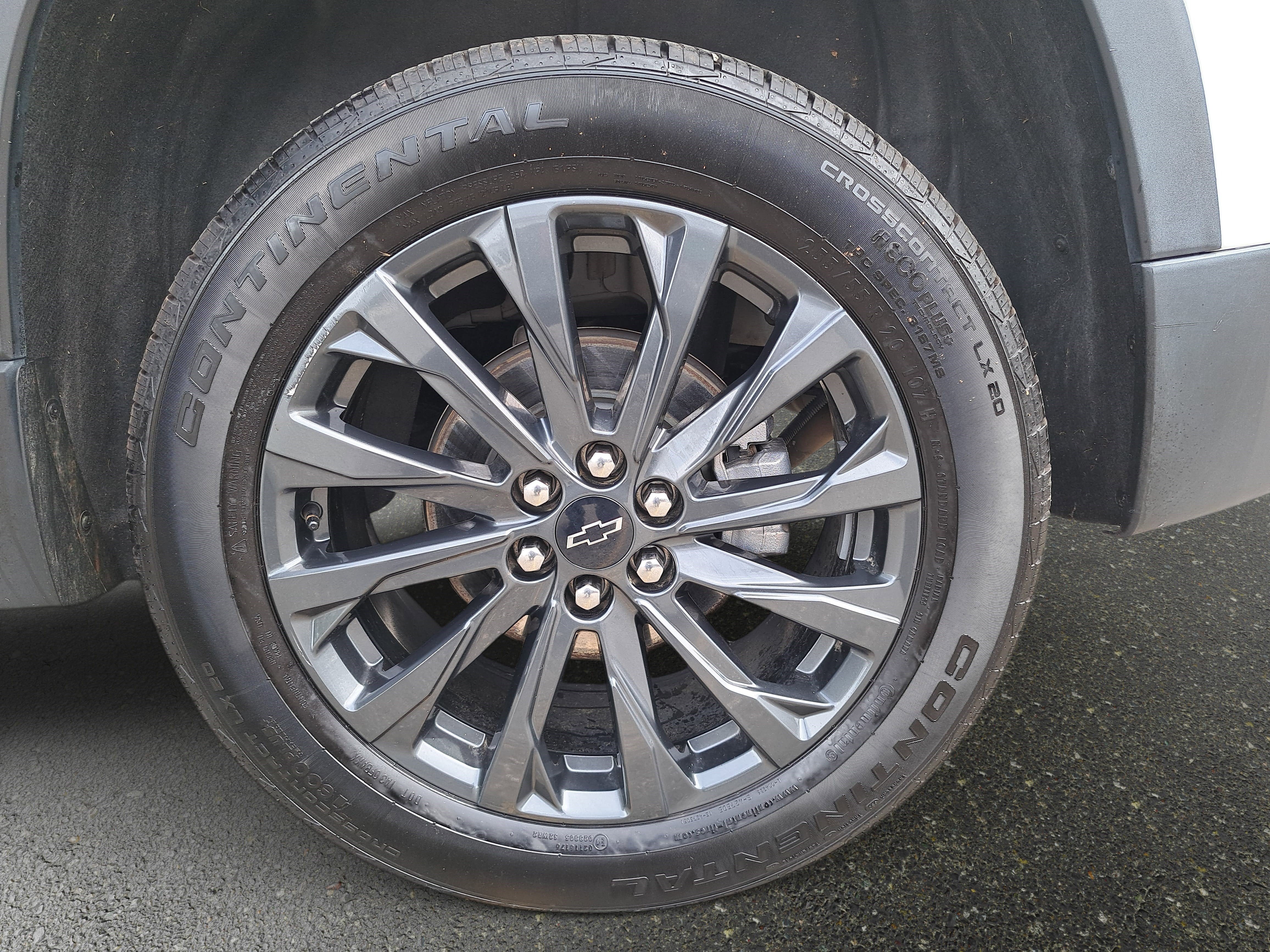 Used 2023 Chevrolet Traverse RS image 33