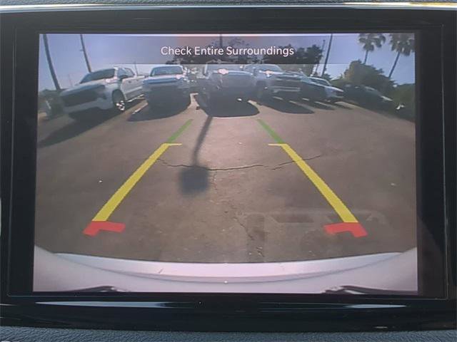 Certified 2024 Chrysler Pacifica Limited image 27