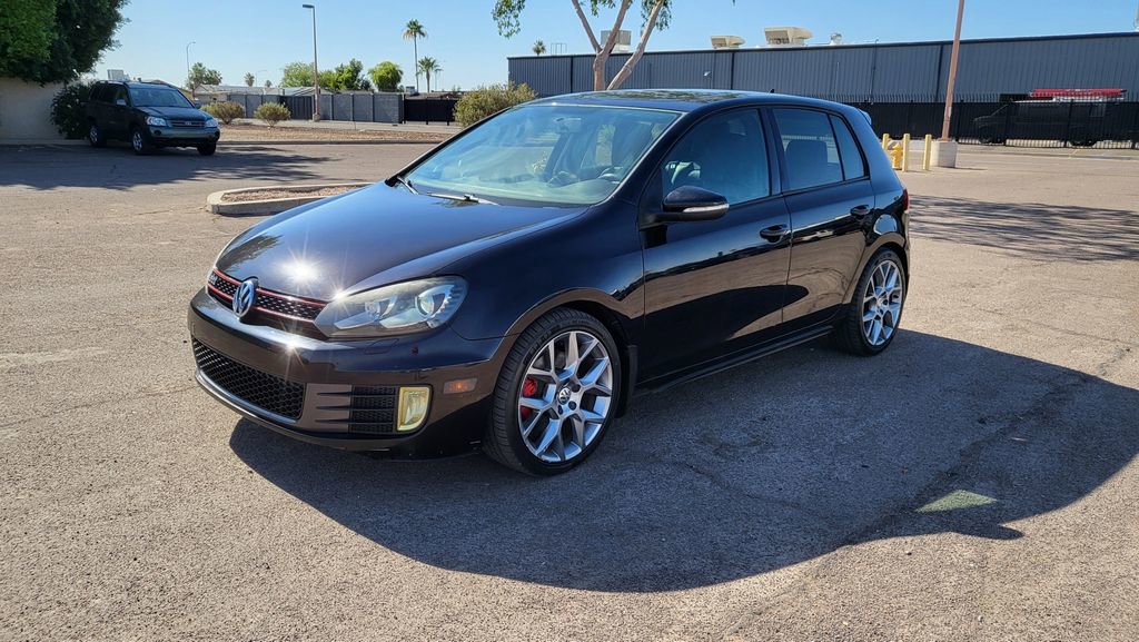 Used 2014 Volkswagen GTI Driver's Edition FWD image 5