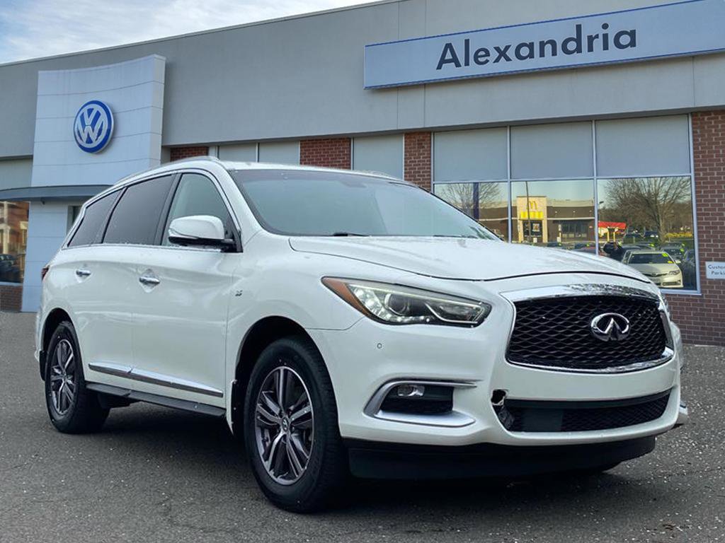 Used 2016 INFINITI QX60 AWD w/ Premium Plus Package