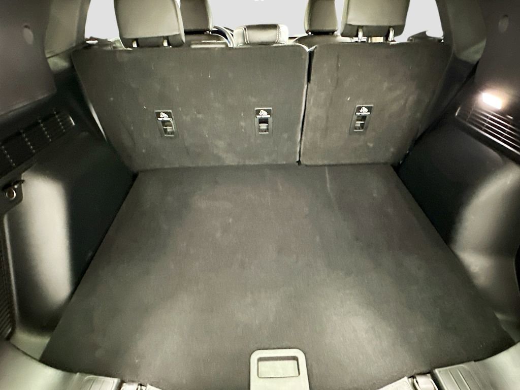 Used 2020 Ford Escape Titanium image 27