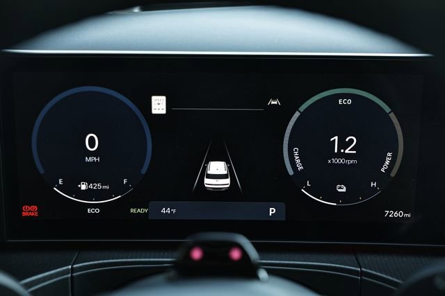 Certified 2025 Hyundai Santa Fe Calligraphy image 32