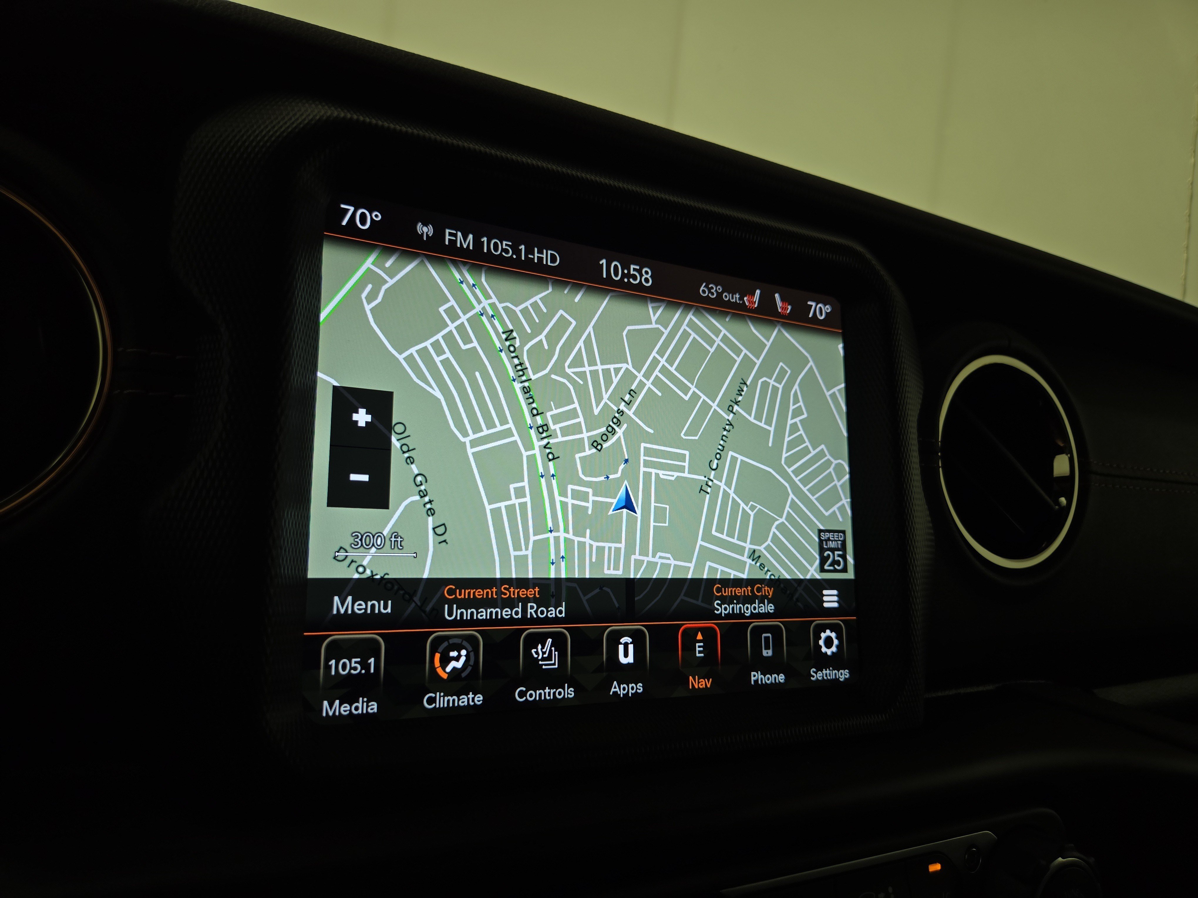 Certified 2023 Jeep Wrangler Unlimited Sahara AWD/4WD image 21