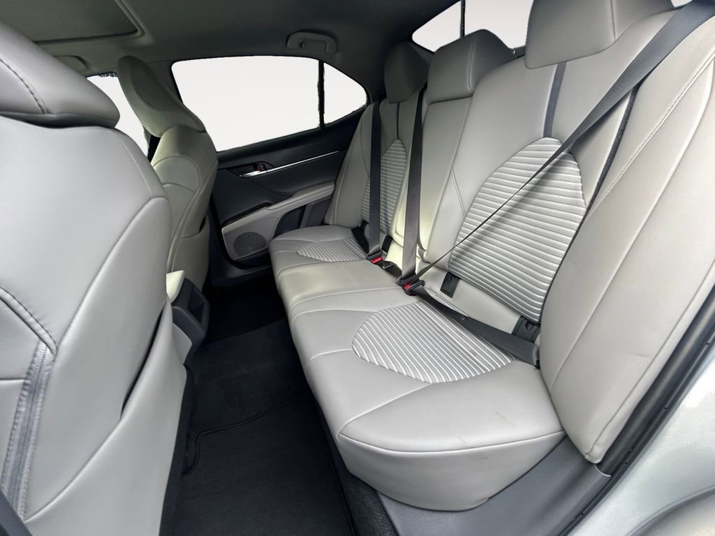 Used 2024 Toyota Camry SE w/ Cold Weather Package image 11