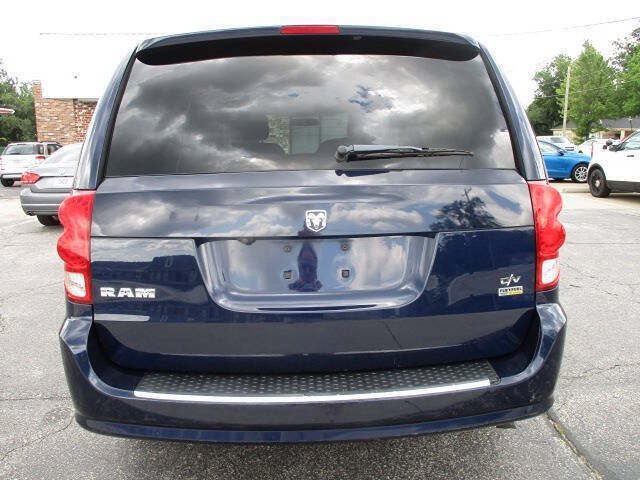 Used 2014 RAM C/V Tradesman FWD image 3