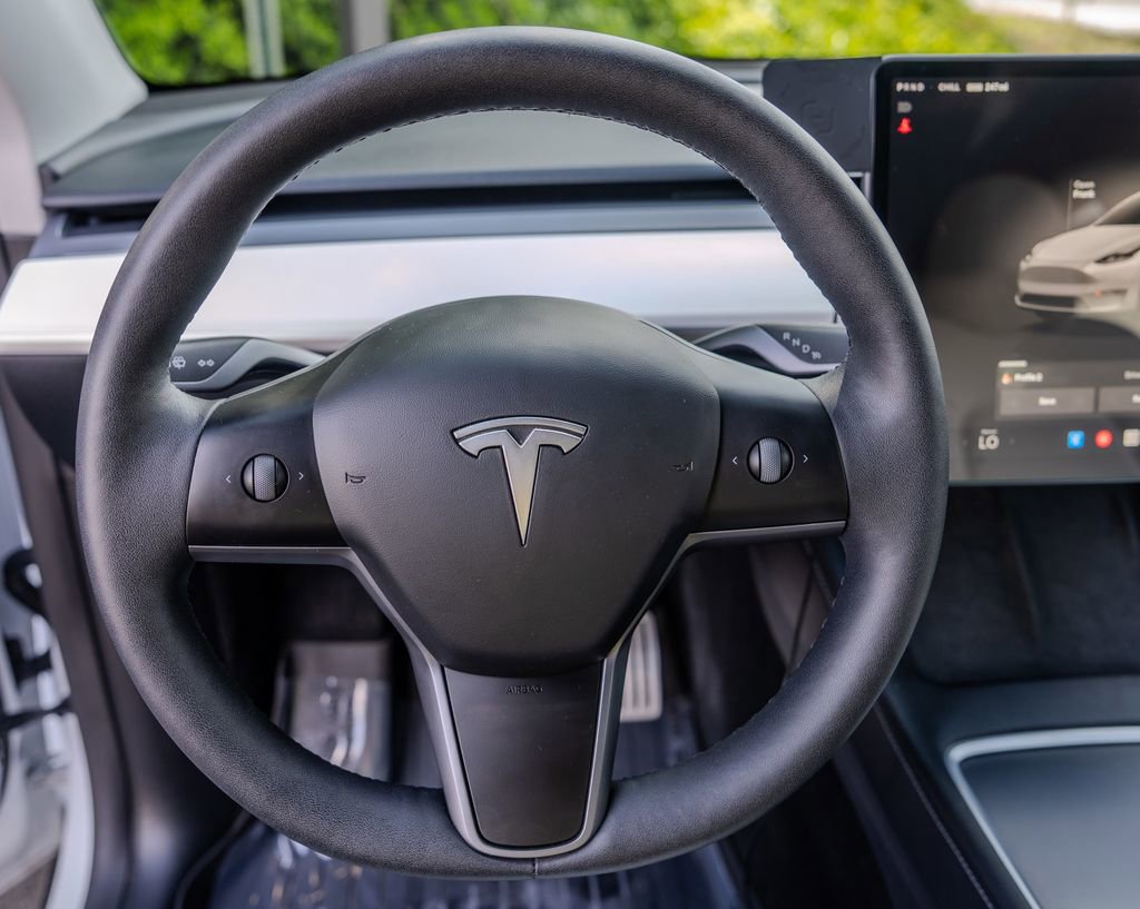 Used 2024 Tesla Model Y Performance AWD/4WD image 5