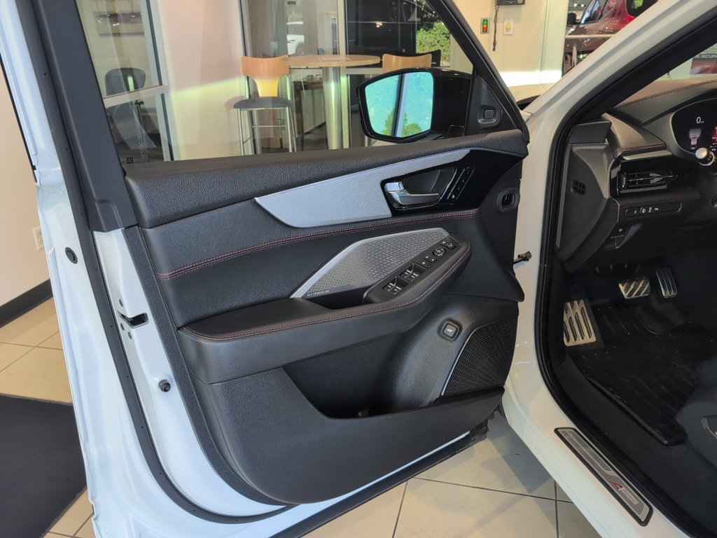 Certified 2024 Acura MDX A-Spec AWD/4WD image 8