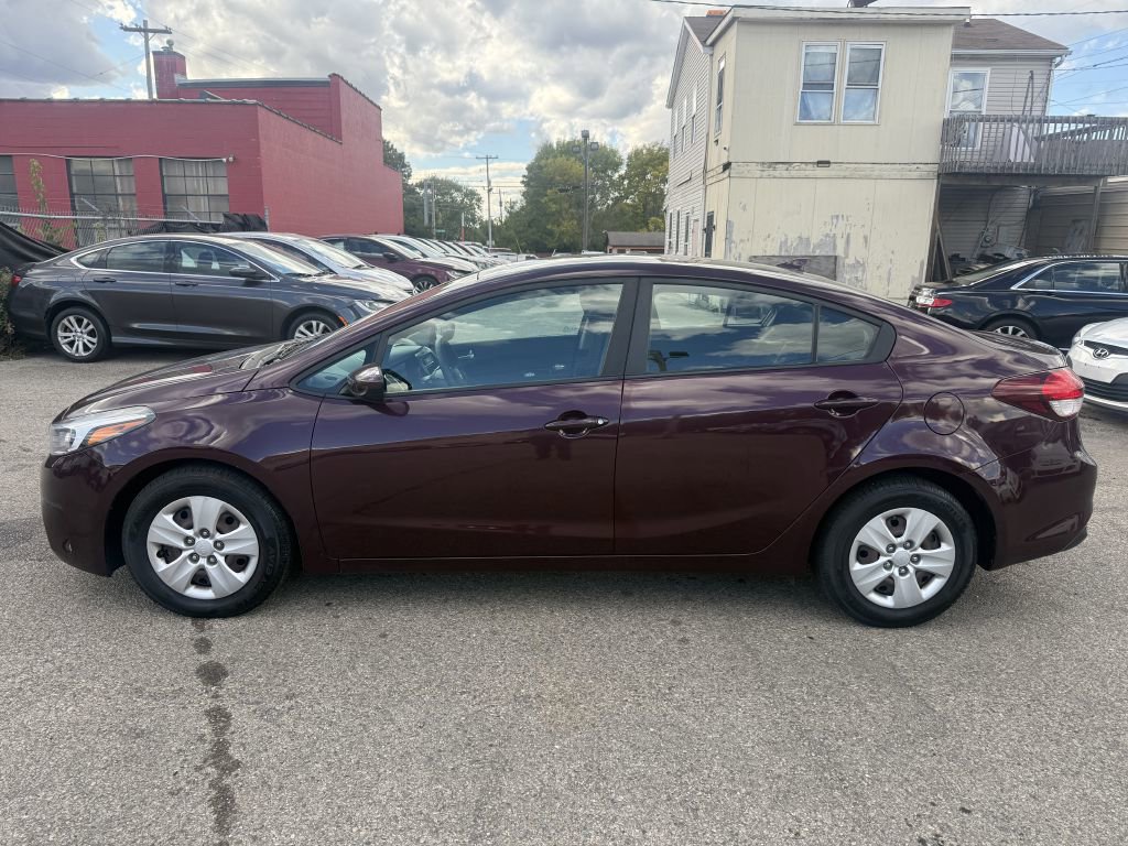 Used 2018 Kia Forte LX image 3
