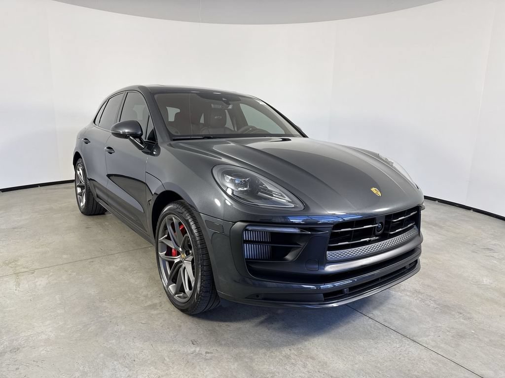 Certified 2025 Porsche Macan GTS AWD/4WD image 9