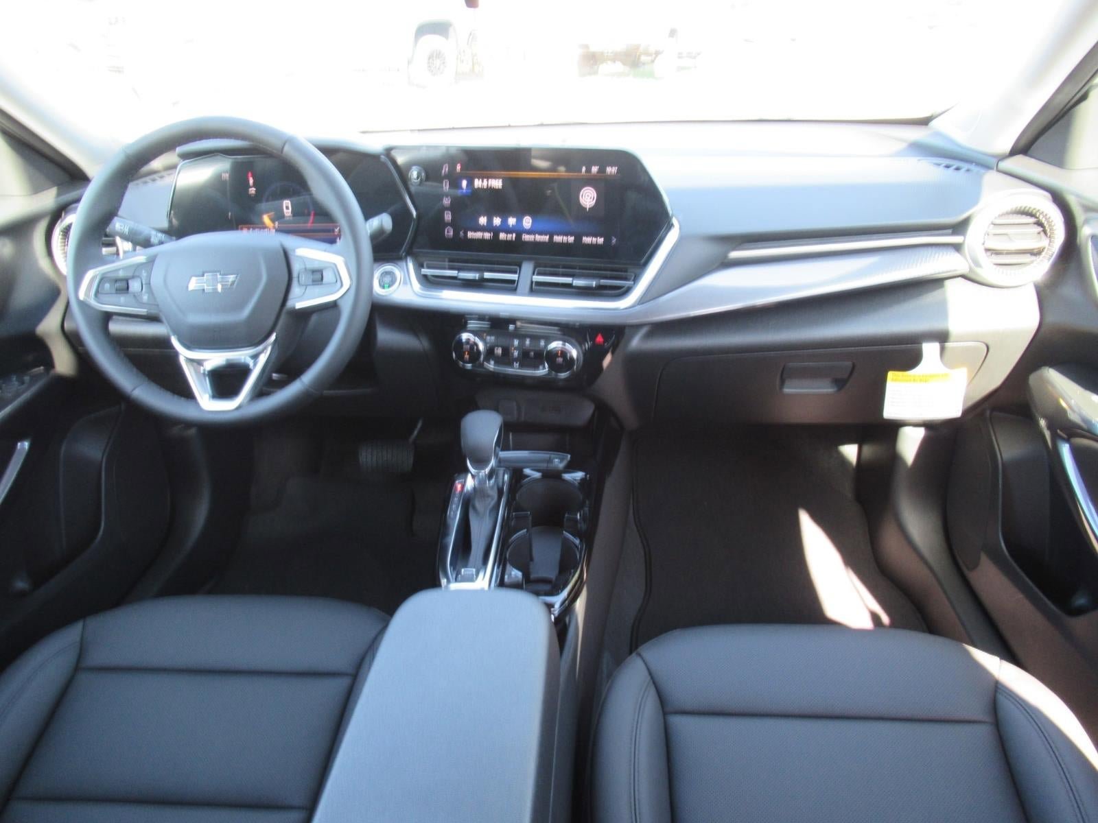 New 2026 Chevrolet Trax ACTIV w/ Driver Confidence Package image 13