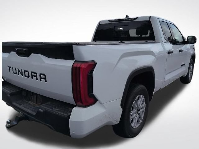Used 2022 Toyota Tundra SR5 w/ SR5 Convenience Package RWD image 10