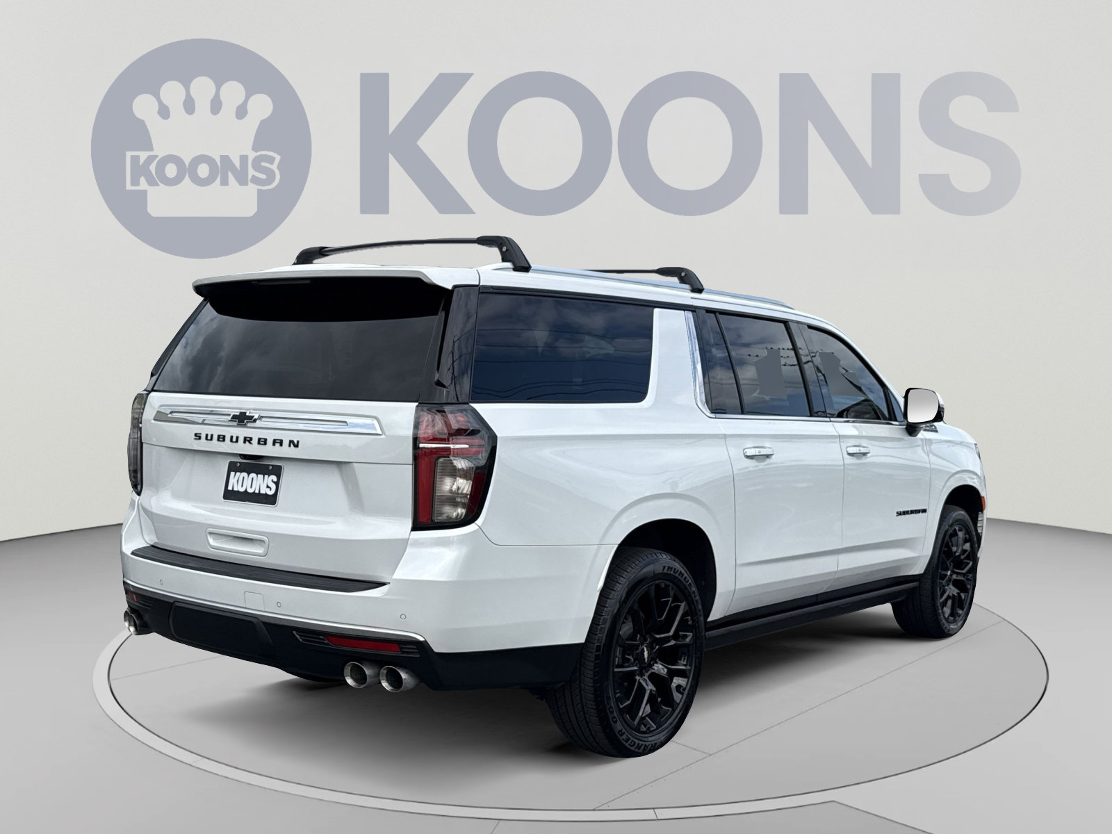 Used 2023 Chevrolet Suburban High Country AWD/4WD image 7
