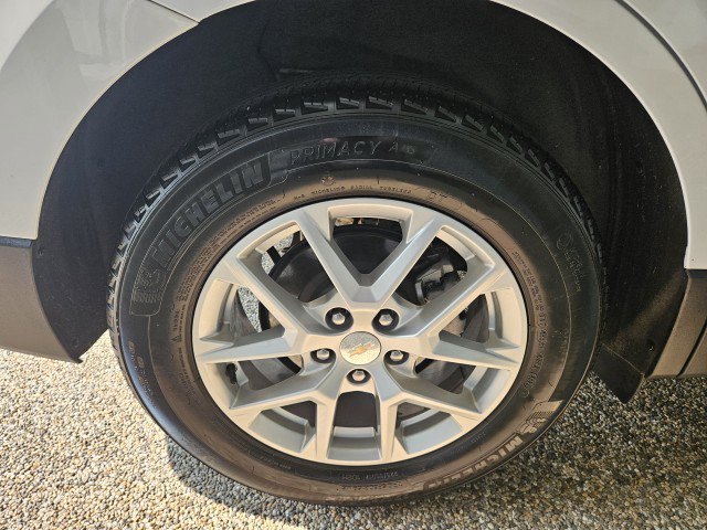 Used 2024 Chevrolet Equinox LT FWD image 34