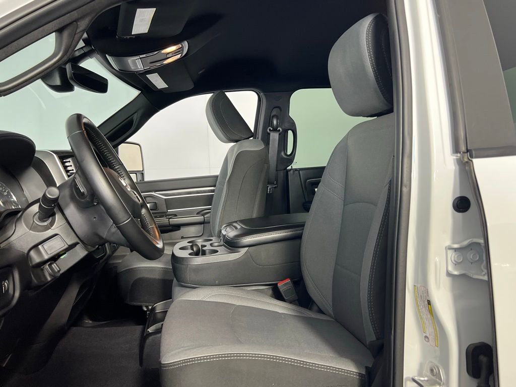 Used 2024 RAM 2500 Big Horn w/ Bed Utility Group image 19