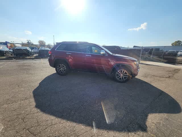 Used 2018 Jeep Grand Cherokee Limited AWD/4WD image 11