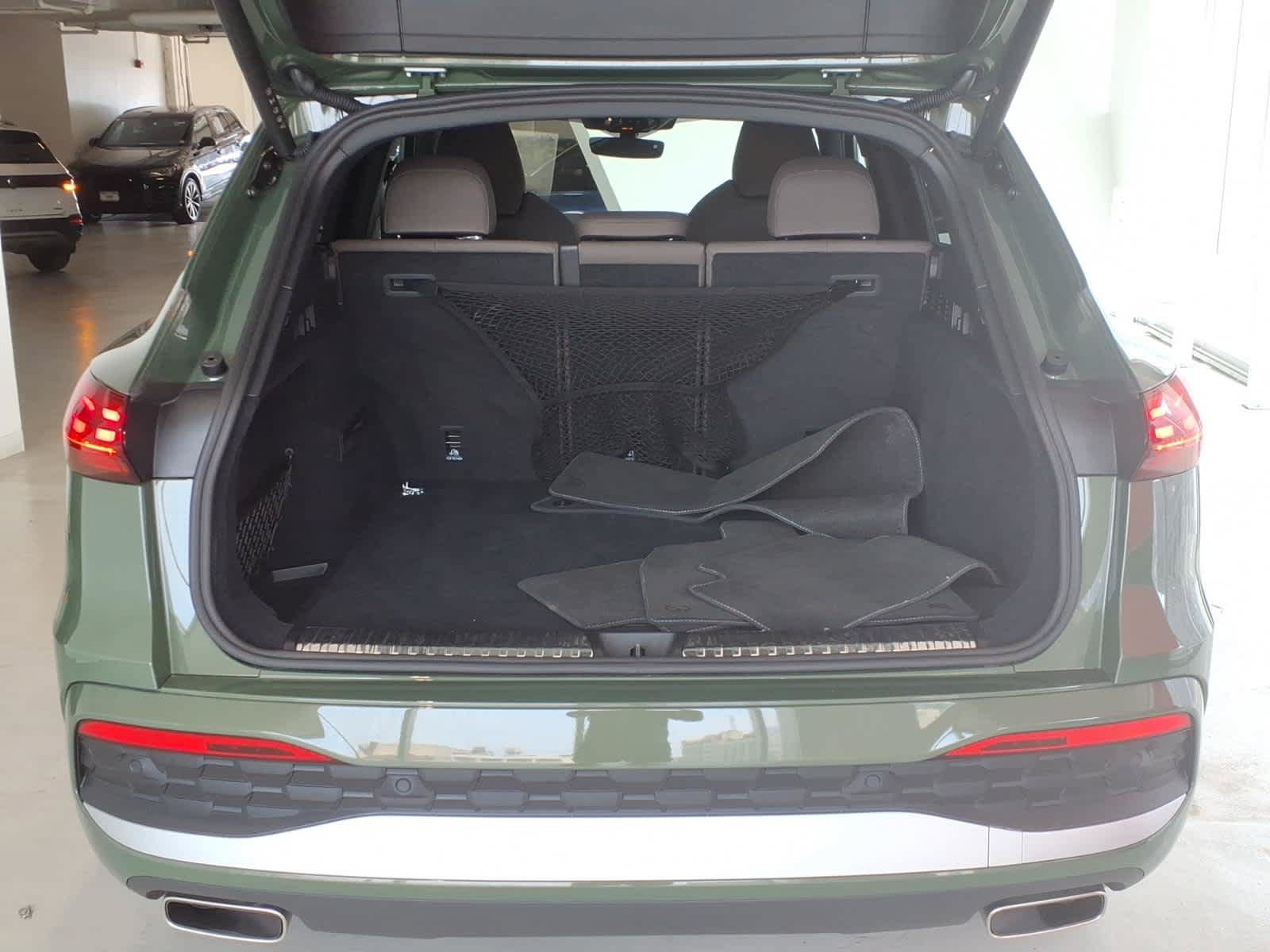 Used 2025 Audi Q5 Premium w/ Premium Plus AWD/4WD image 10