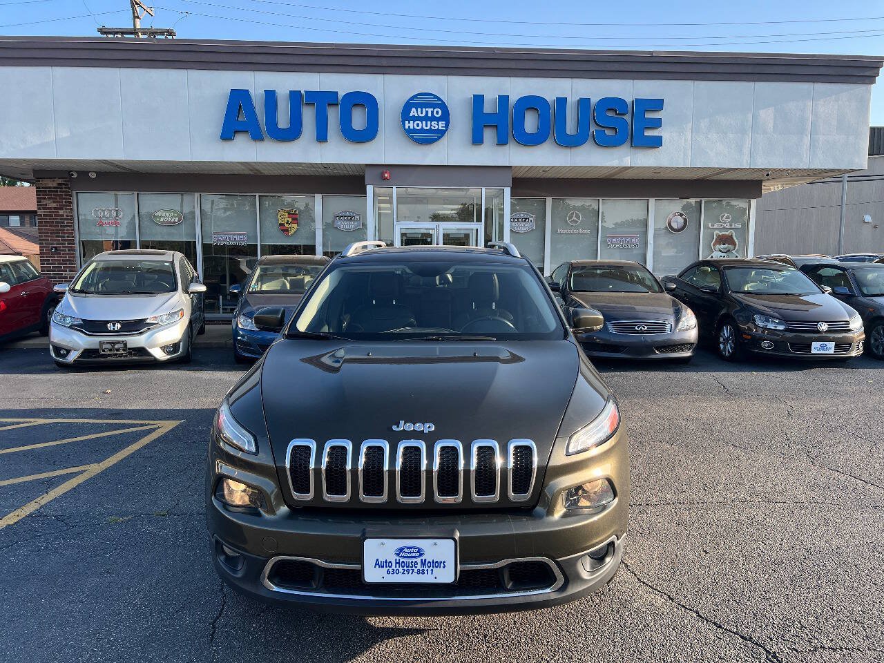 Used 2015 Jeep Cherokee Limited AWD/4WD image 2