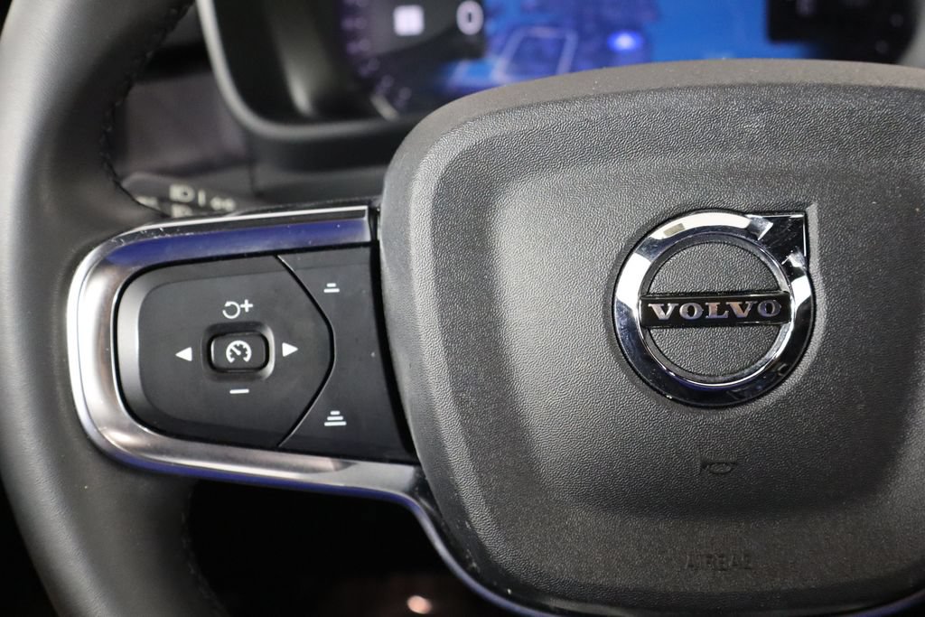 Used 2023 Volvo C40 P8 Recharge Ultimate AWD/4WD image 8