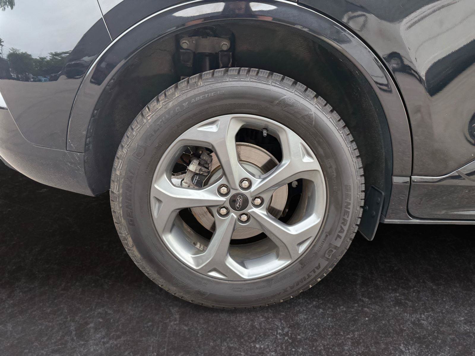Used 2023 Ford Escape ST-Line AWD/4WD image 28