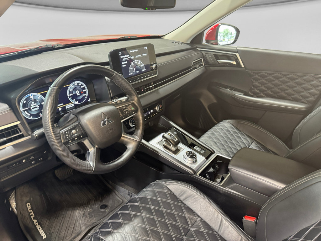 Used 2023 Mitsubishi Outlander SEL AWD/4WD image 21